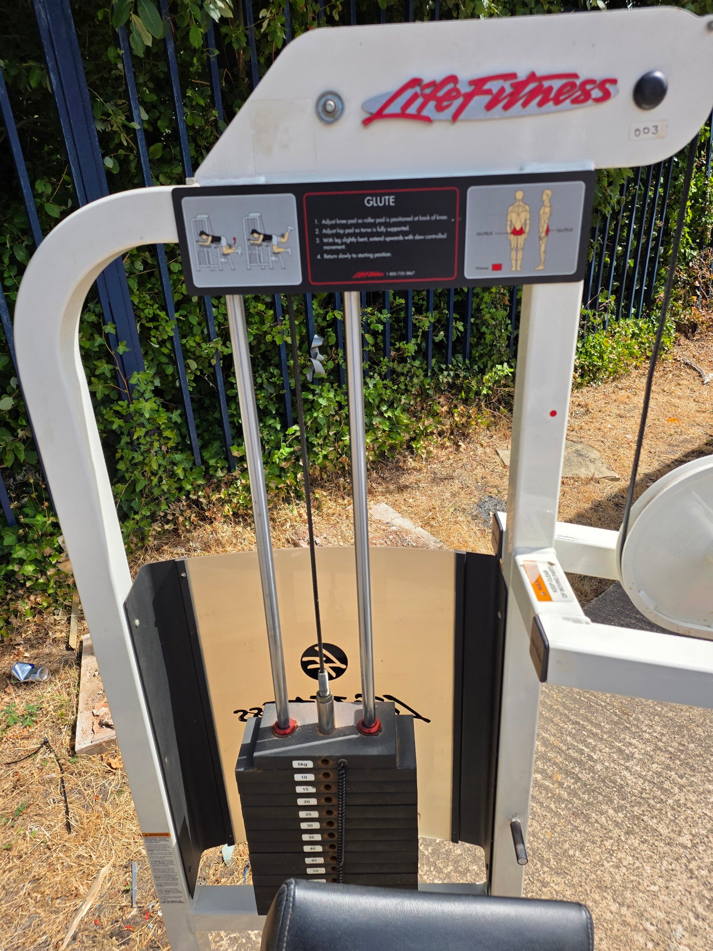 Life Fitness Pro 1 Glute Kickback Machine Commercial Gym Equipment