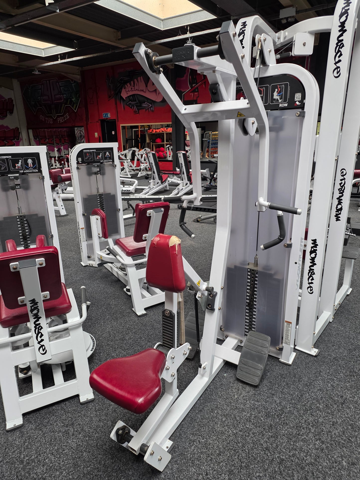 Hammer Strength Back Row/Delt Machine Commercial Gym Equipment