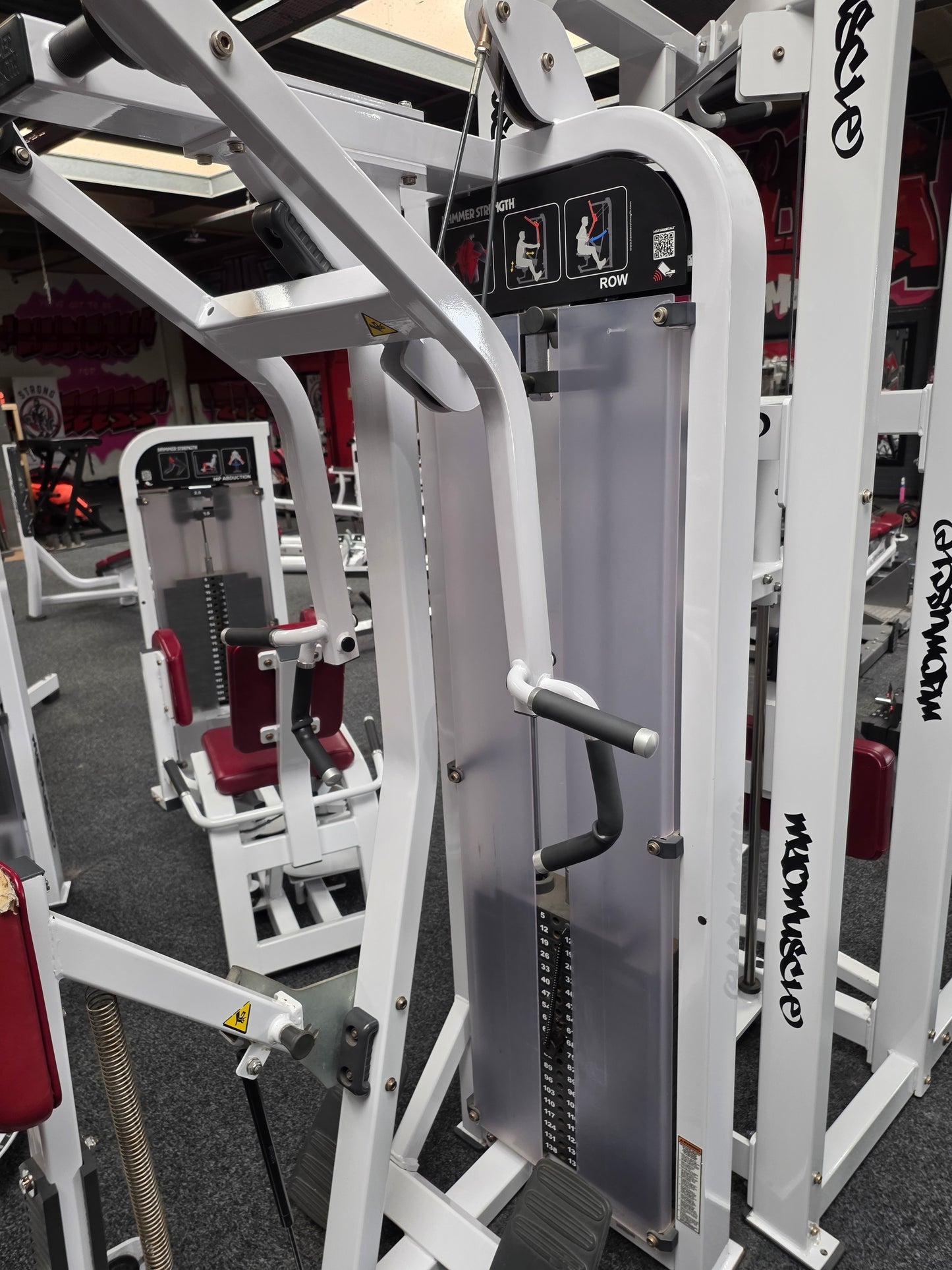 Hammer Strength Back Row/Delt Machine Commercial Gym Equipment
