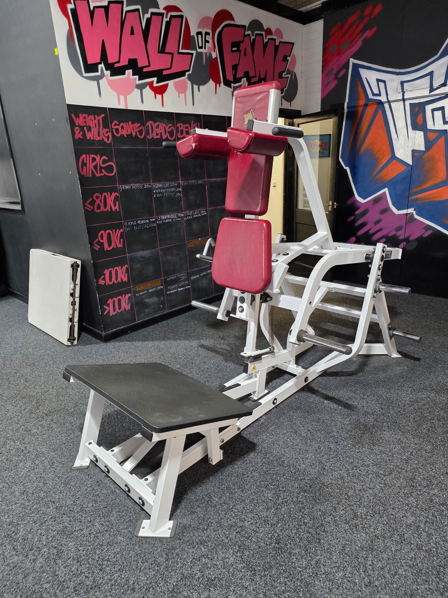 Hammer Strength V Squat Machine Commercial Gym Equipment
