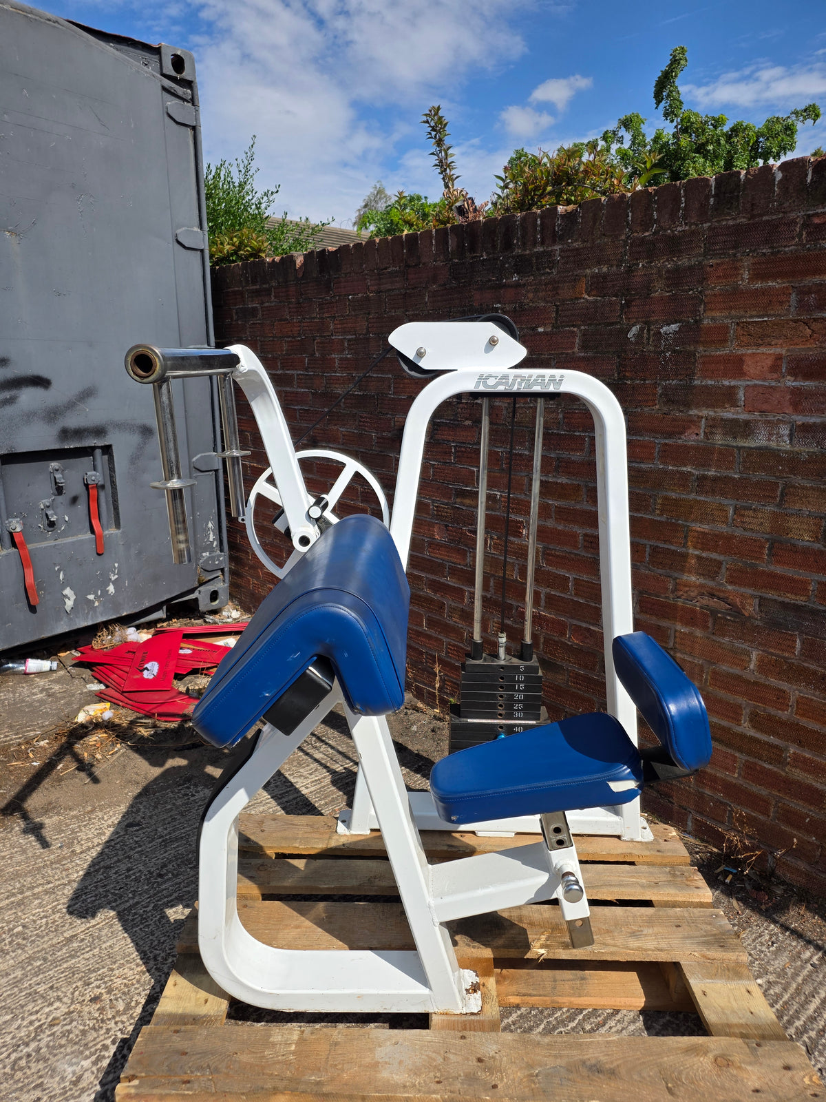 Precor Icarian Cross Cam Tricep Extension Machine Commercial Gym Equipment