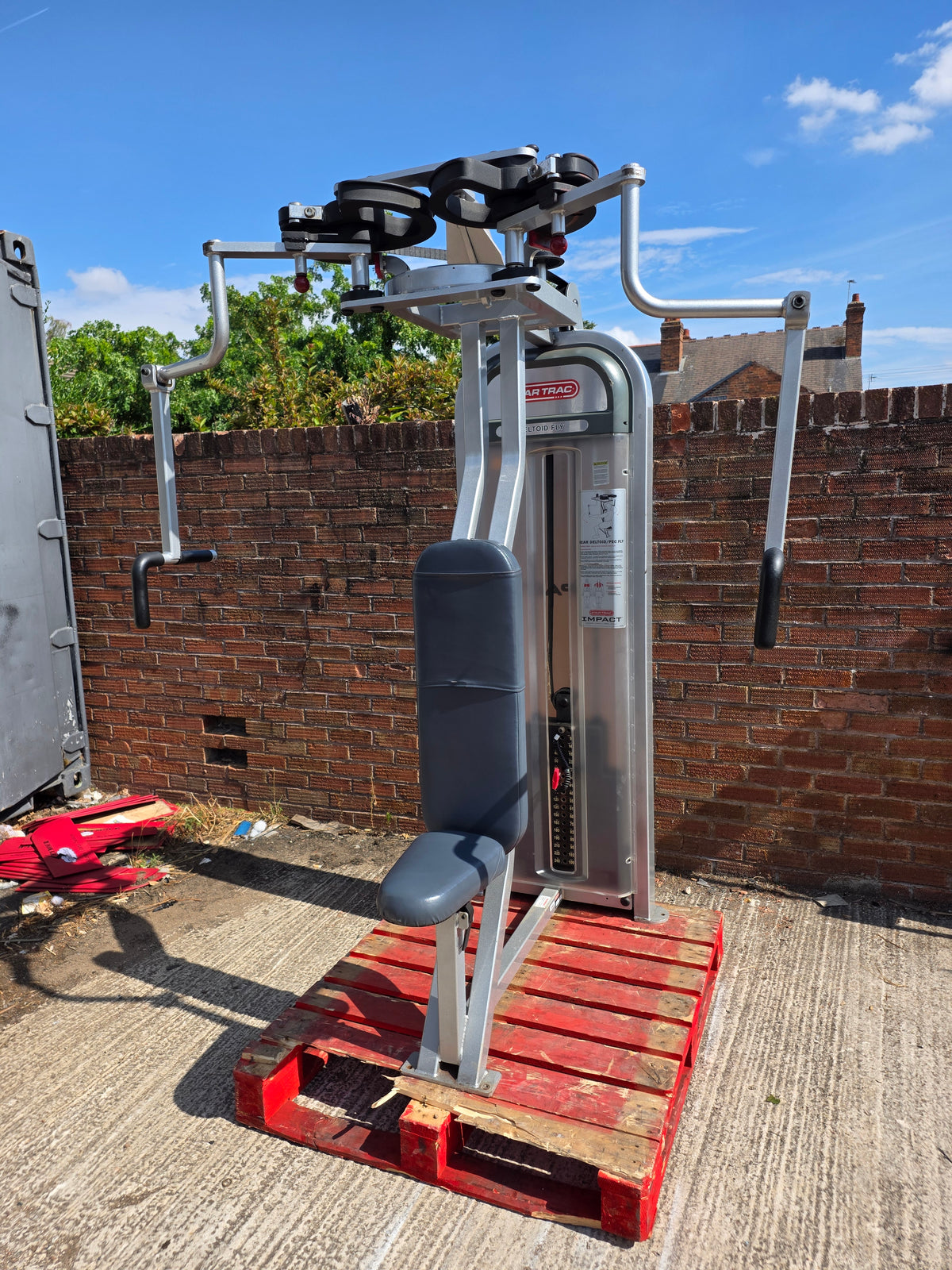 Star Trac Pec Fly Rear Delt Machine Commercial Gym Equipment