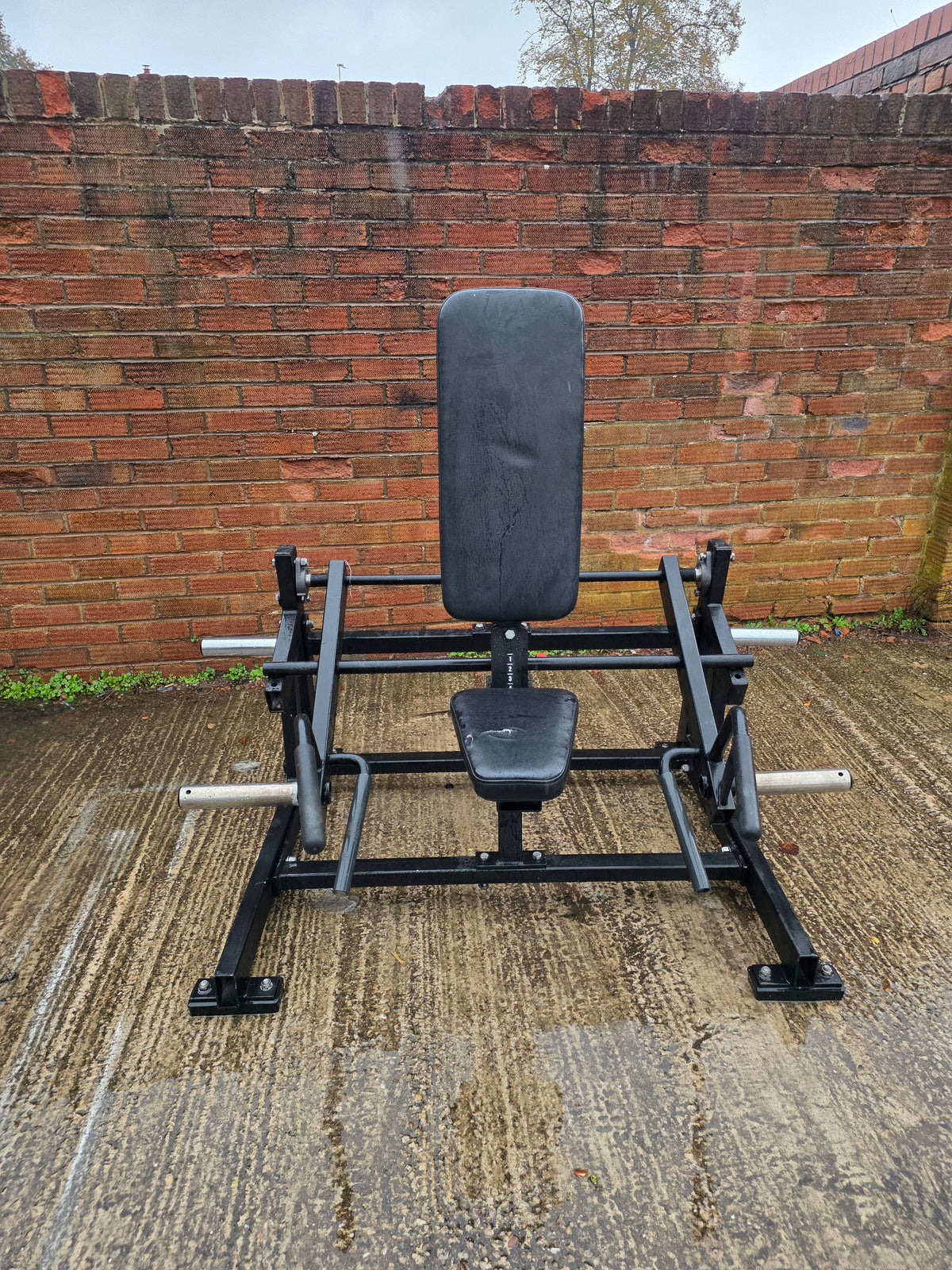Hammer Strength Shrug Machine Commercial Gym Equipment