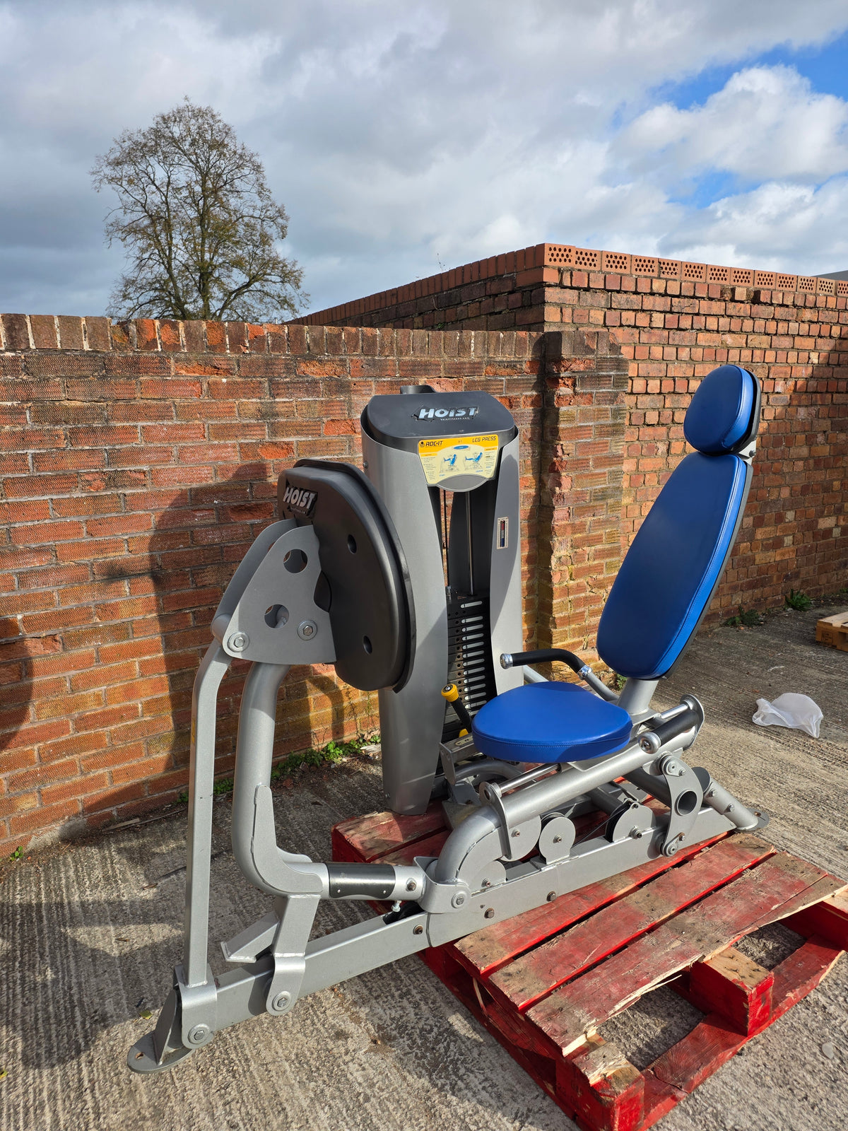 Hoist Roc It Leg Press Machine Commercial Gym Equipment