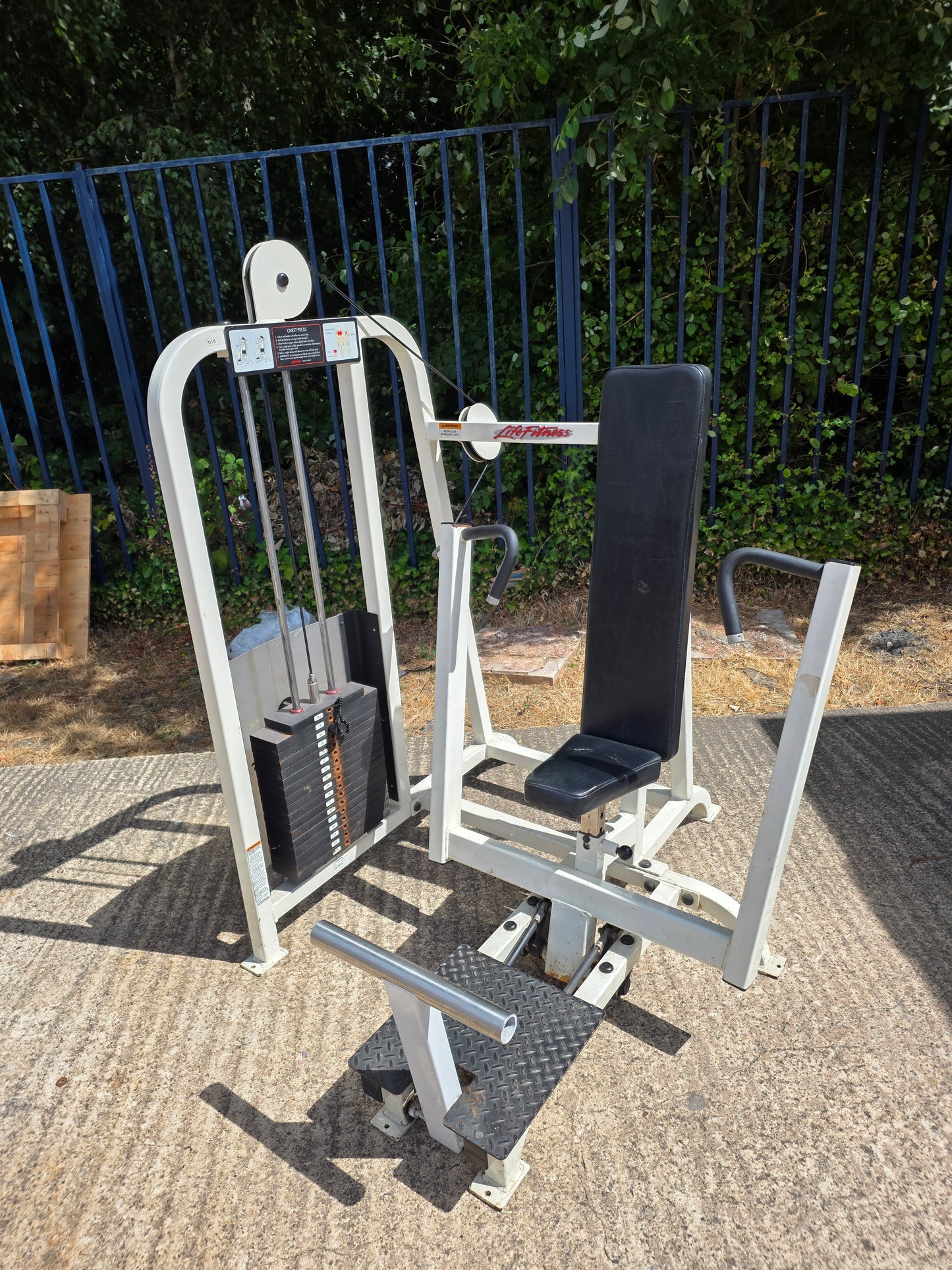 Life Fitness Pro 1 Chest Press Machine Commercial Gym Equipment