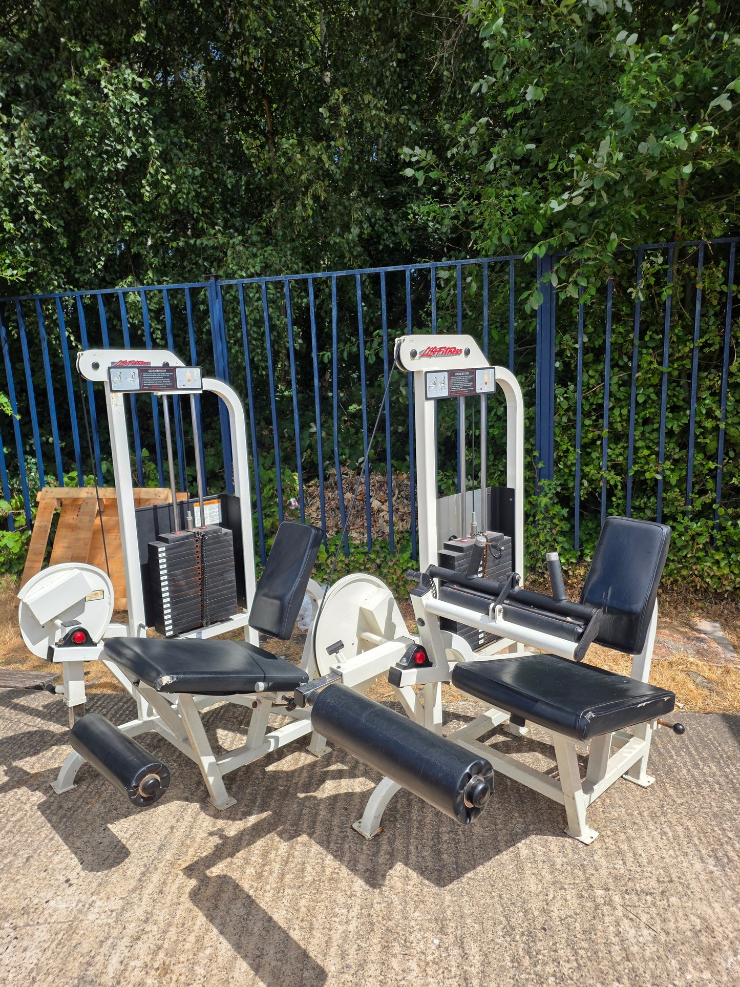 X2 Life Fitness Pro 1 Leg Extension & Seated Hamstring Curl Machine Commercial Gym Equipment
