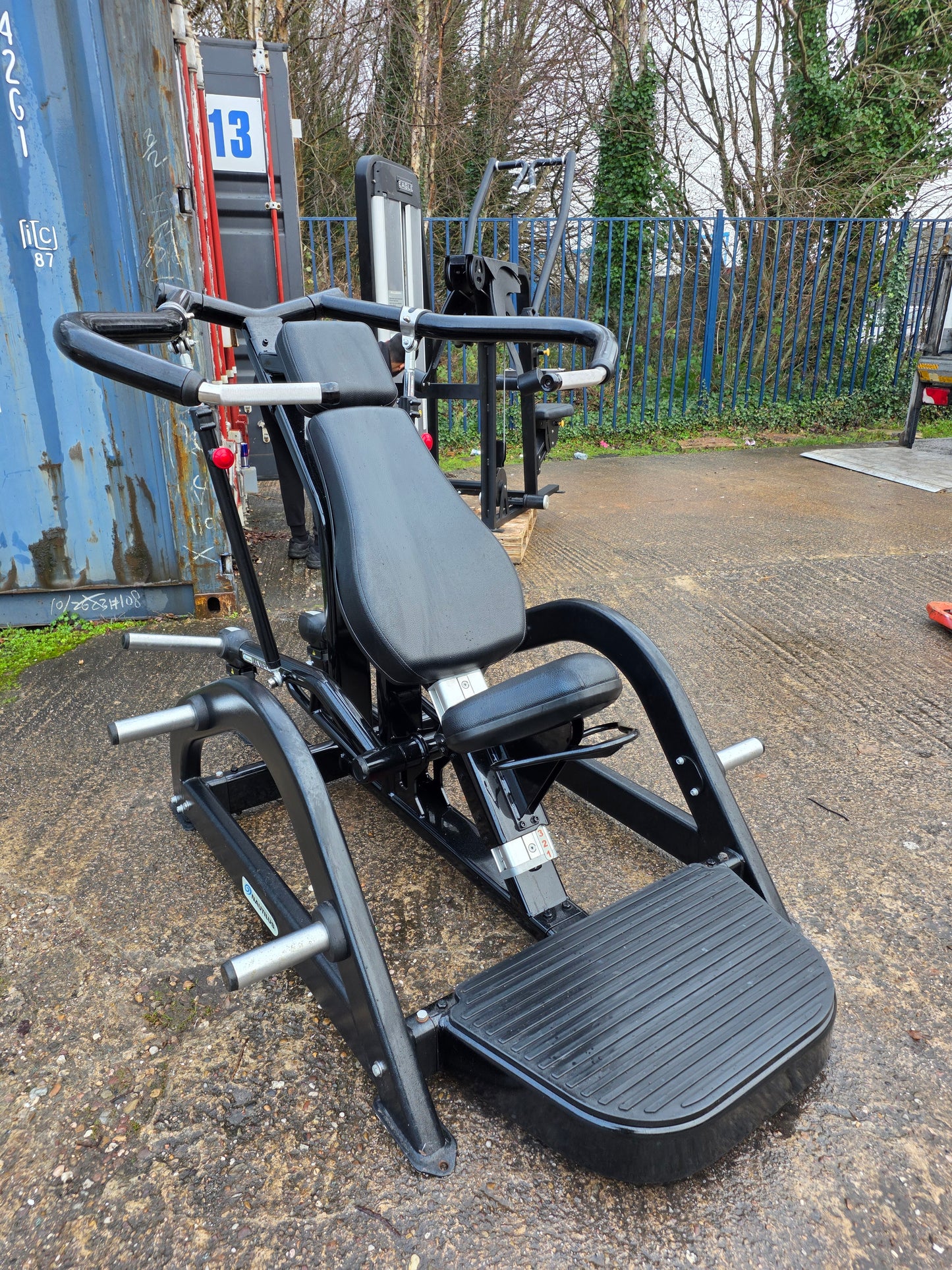 Nautilus Leverage Incline Chest Press Machine Commercial Gym Equipment