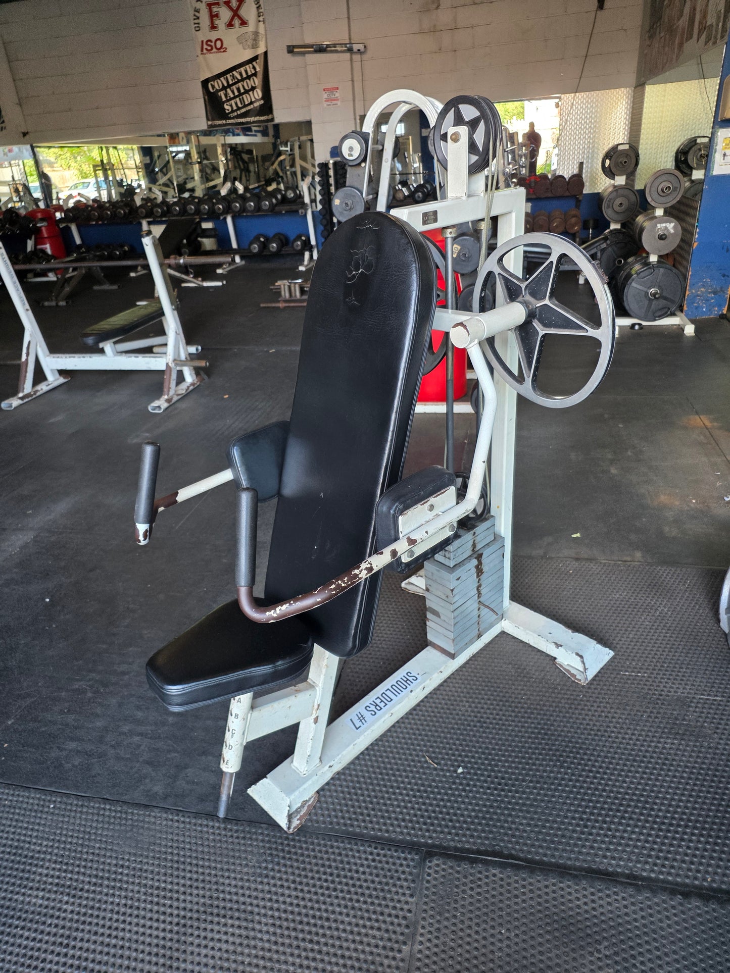 Polaris Lateral Raise Machine Commercial Gym Equipment