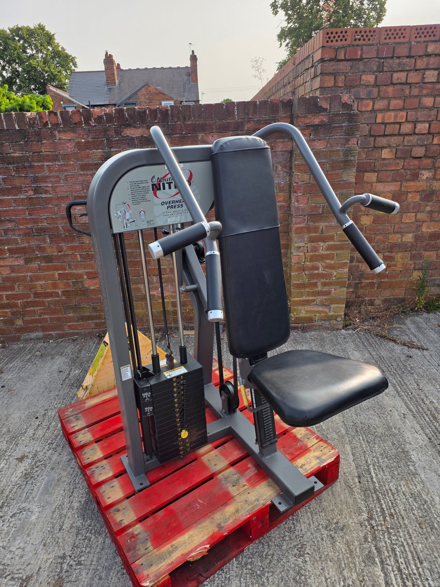 Nautilus Nitro Shoulder Press Machine Commercial Gym Equipment