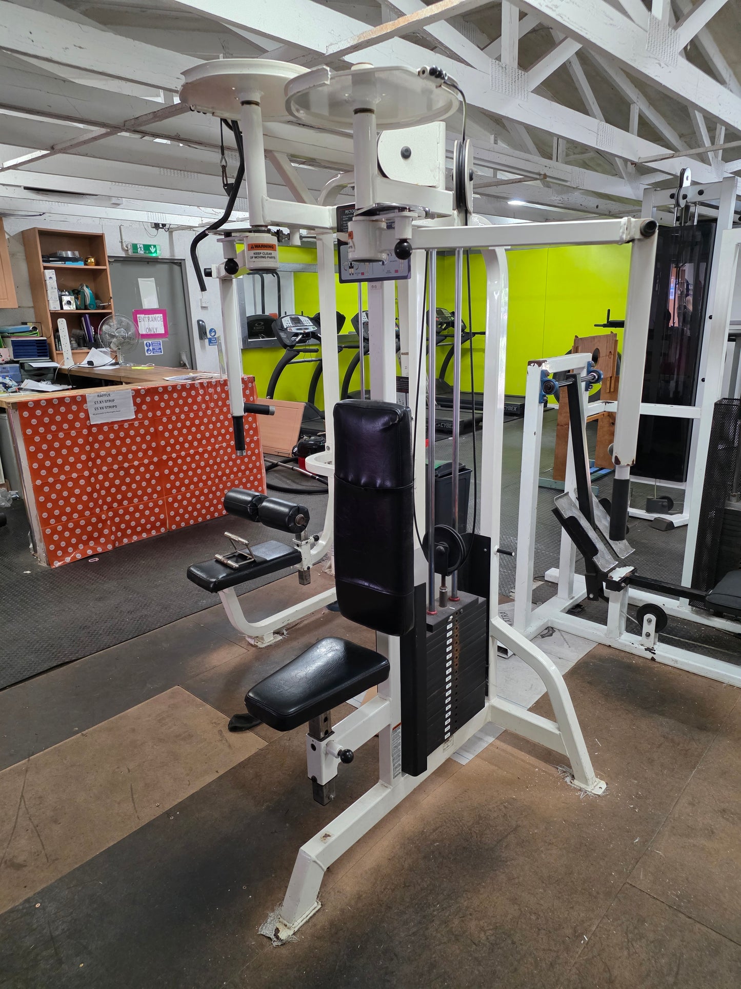 Life Fitness Pro 1 Pec Fly Rear Delt Machine Commercial Gym Equipment