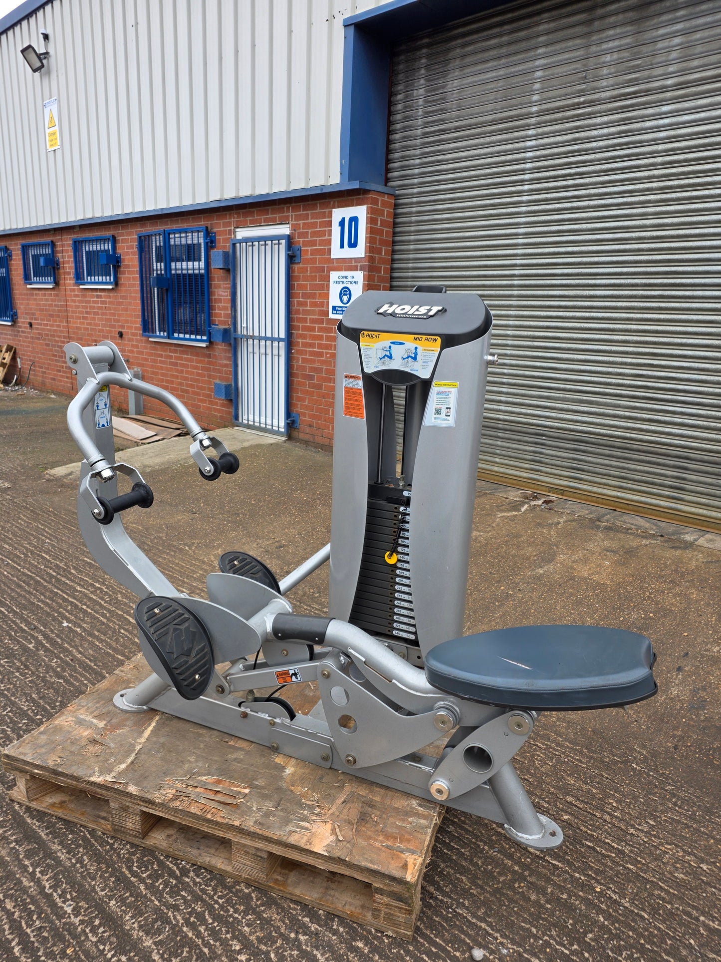 Hoist Roc it Mid Row Machine Commercial Gym Equipment