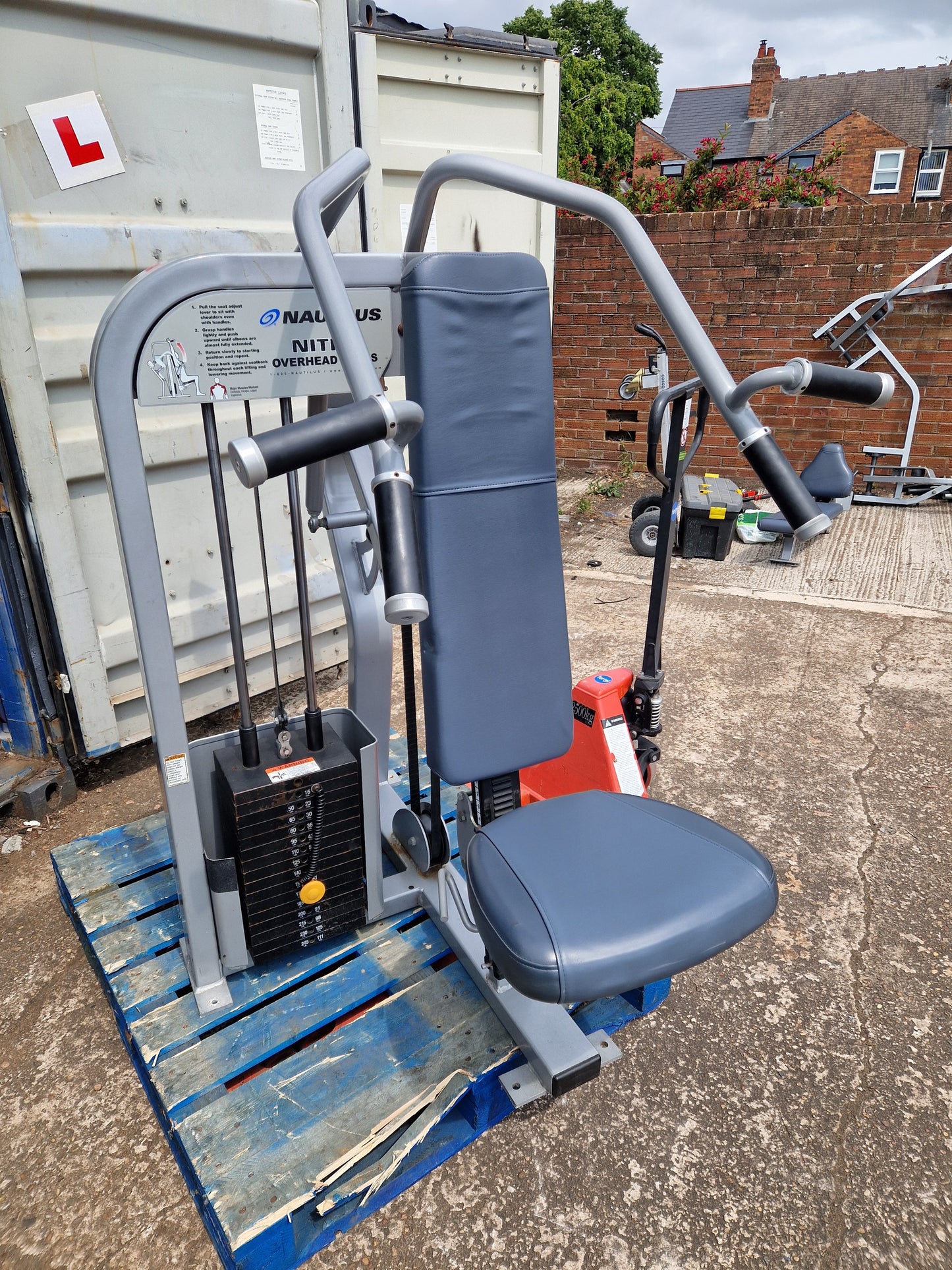 Nautilus Nitro Shoulder Overhead Press Machine Commercial Gym Equipment