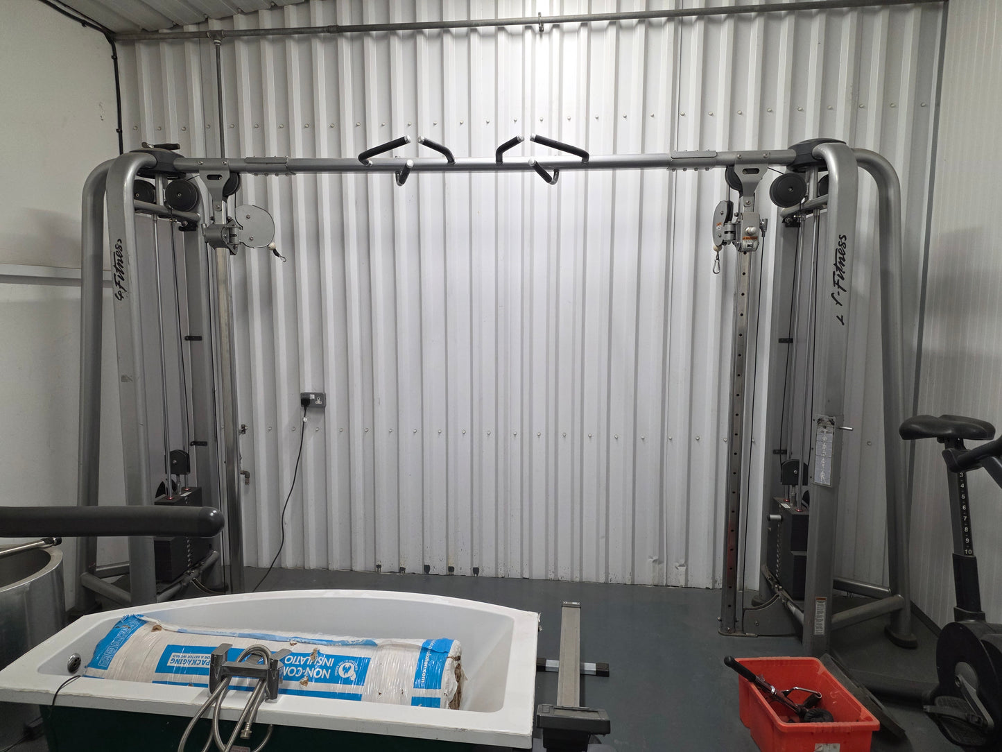 Life Fitness Signature Series Cable Crossover Machine Commercial Gym Equipment