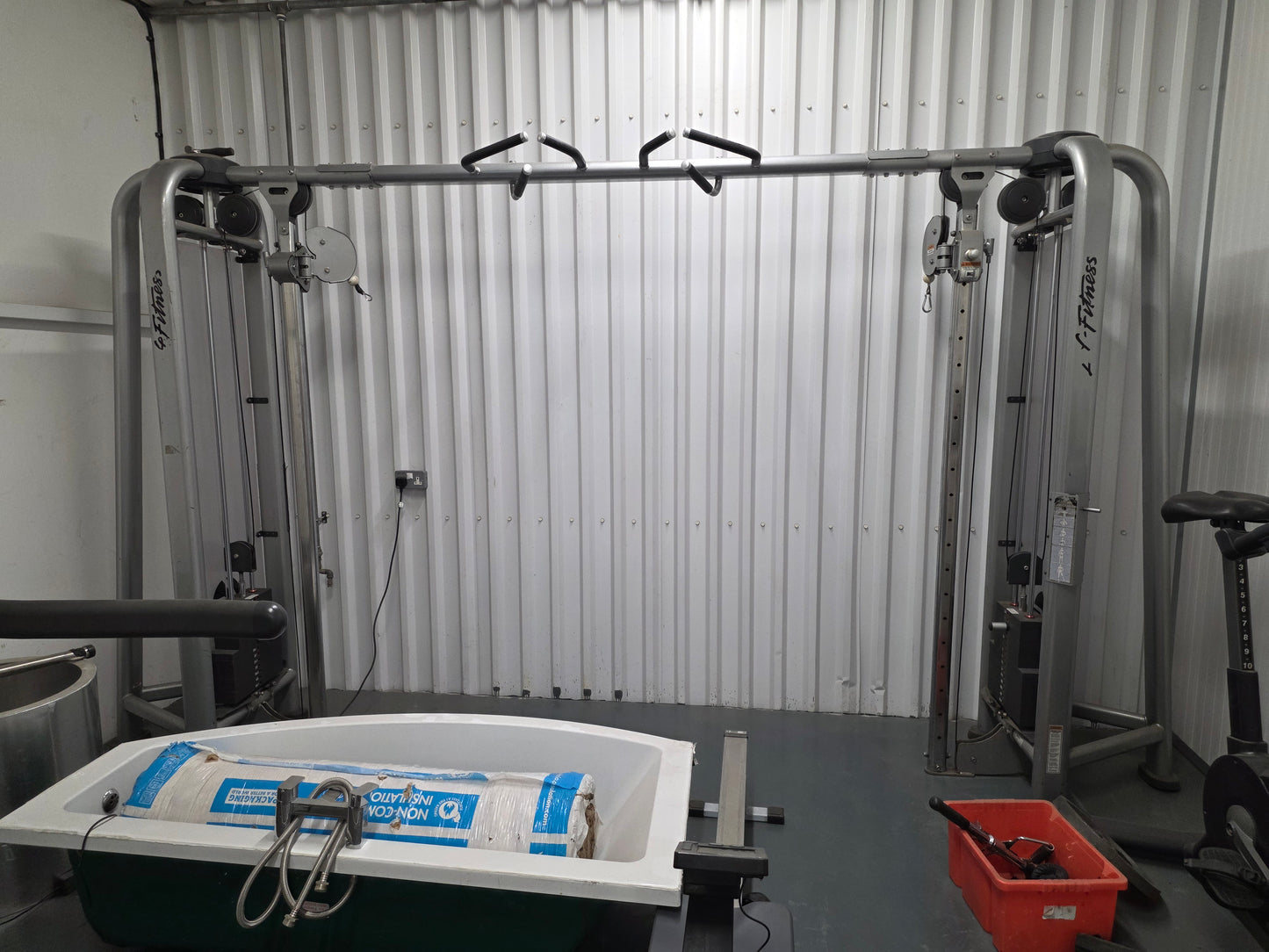 Life Fitness Signature Series Cable Crossover Machine Commercial Gym Equipment