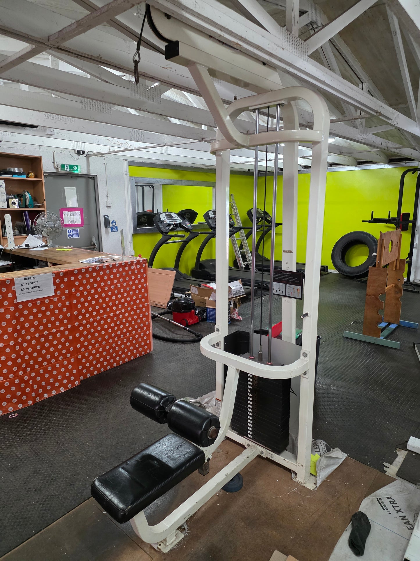 Life Fitness Pro 1 Lat Pulldown Machine Commercial Gym Equipment