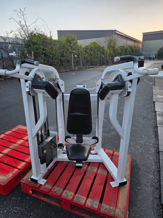 Nautilus Nitro Bicep Curl Machine Commercial Gym Equipment