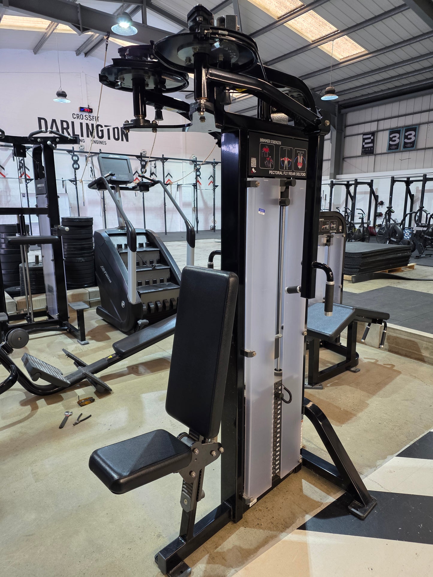Hammer Strength Pec Fly Rear Deltoid
