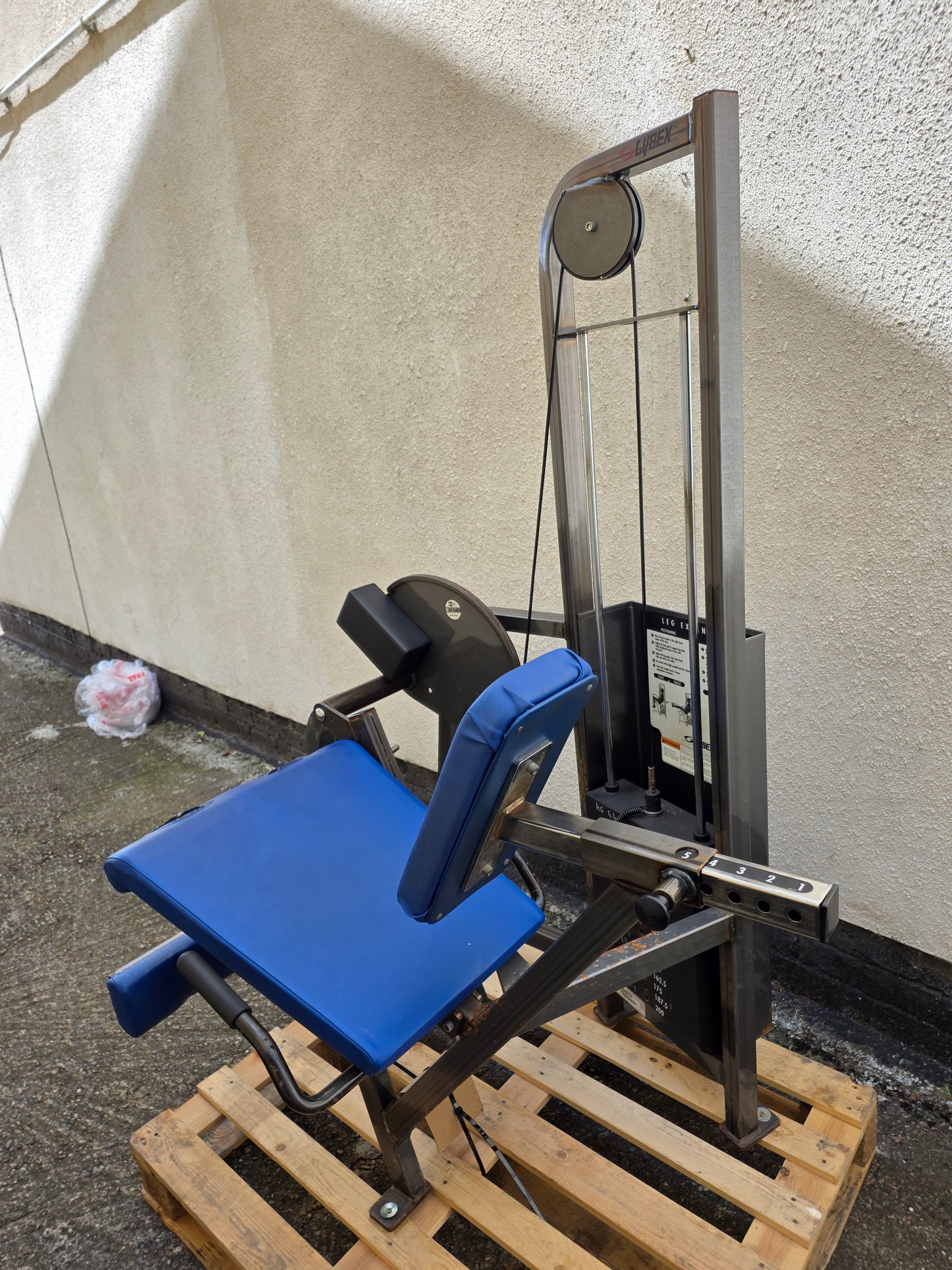 Cybex Classic Leg Extension Machine Commercial Gym Equipment