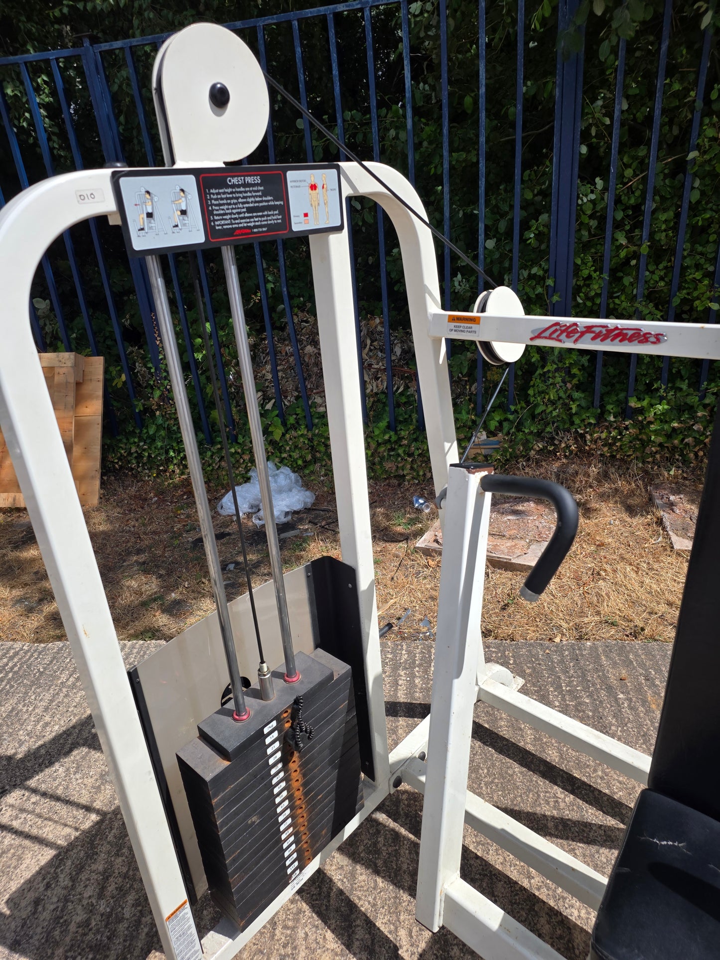 Life Fitness Pro 1 Chest Press Machine Commercial Gym Equipment