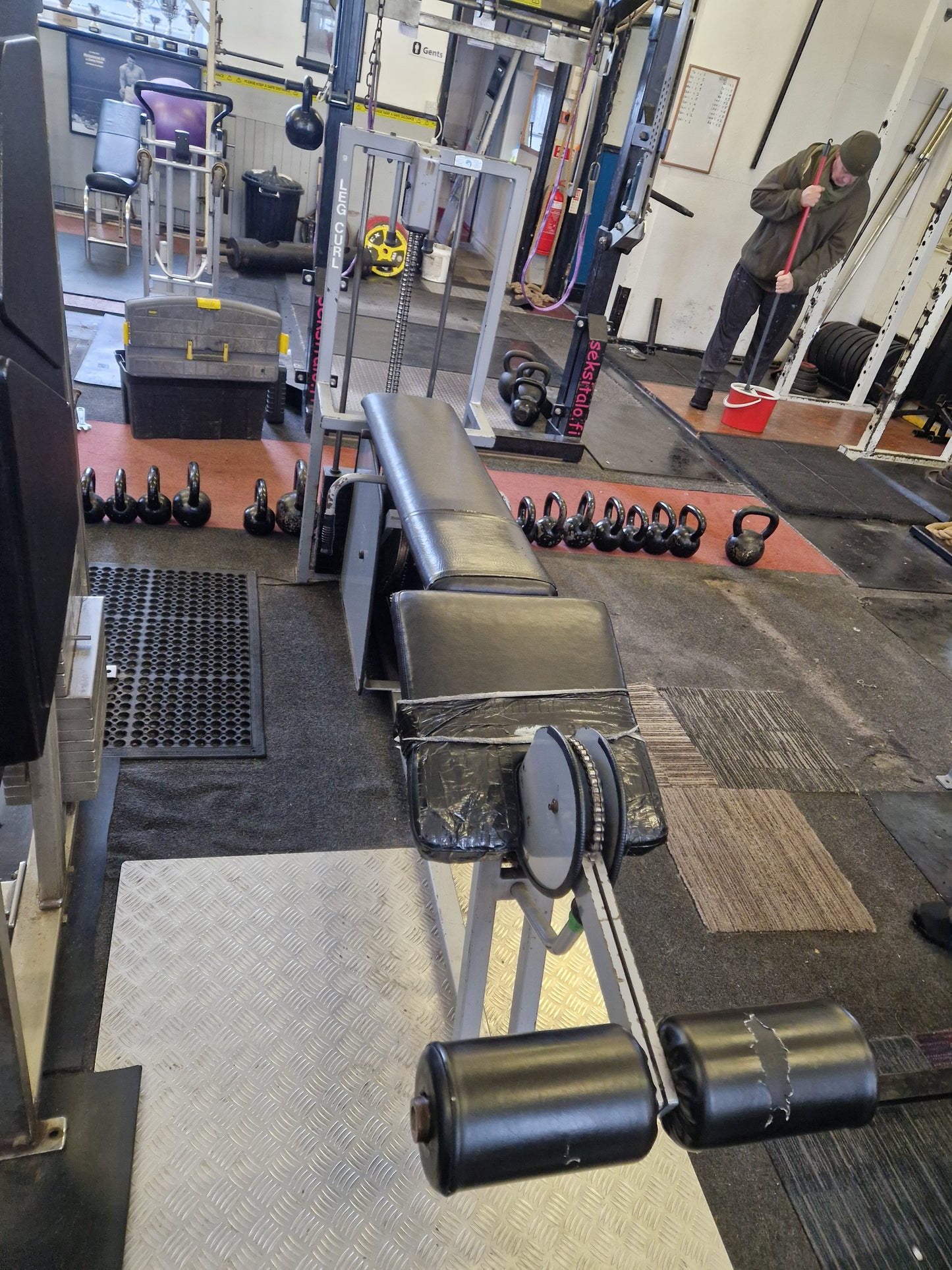 Nautilus Hamstring Curl Machine 1st Gen Commercial Gym Equipment