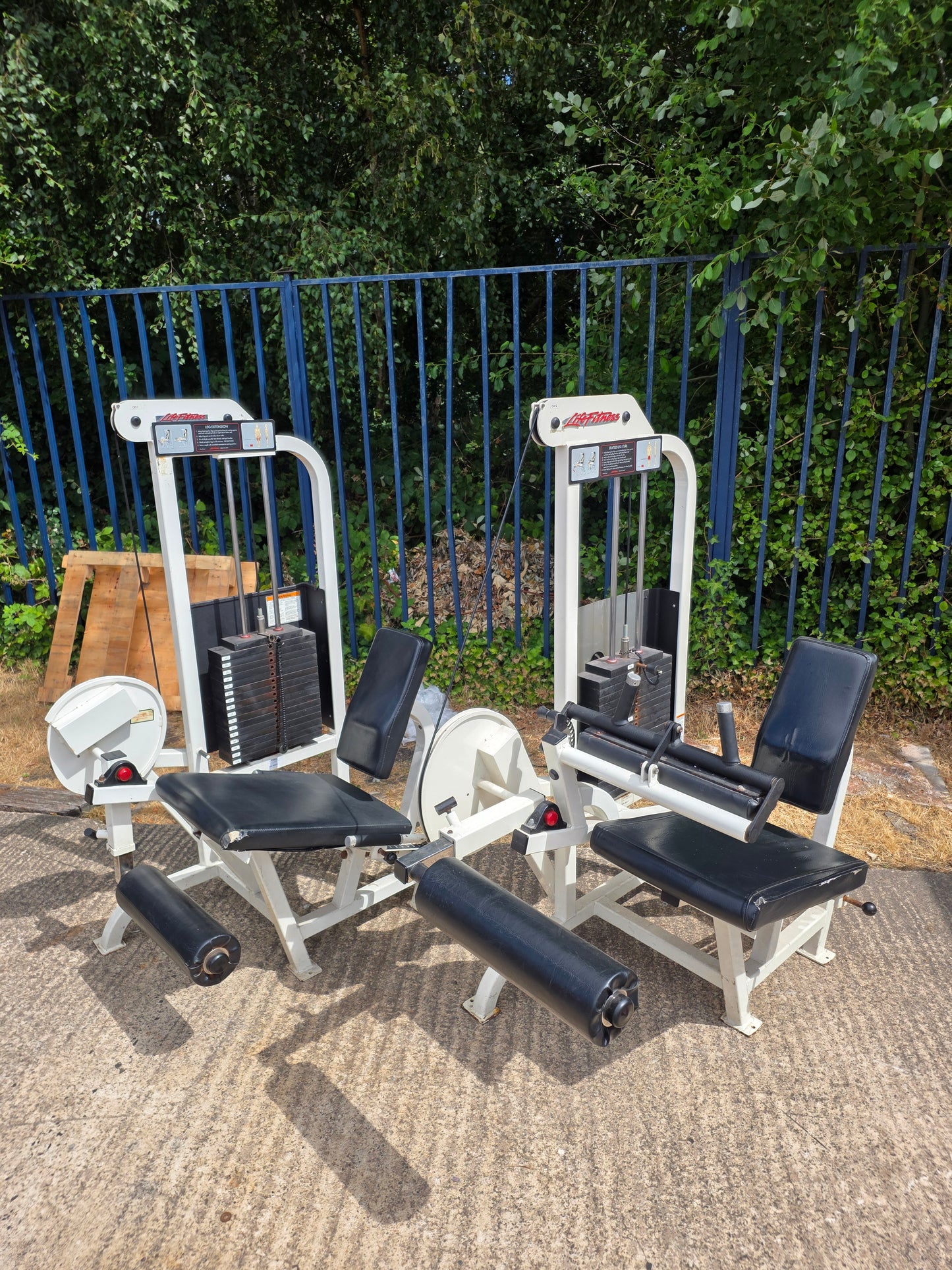 X2 Life Fitness Pro 1 Leg Extension & Seated Hamstring Curl Machine Commercial Gym Equipment