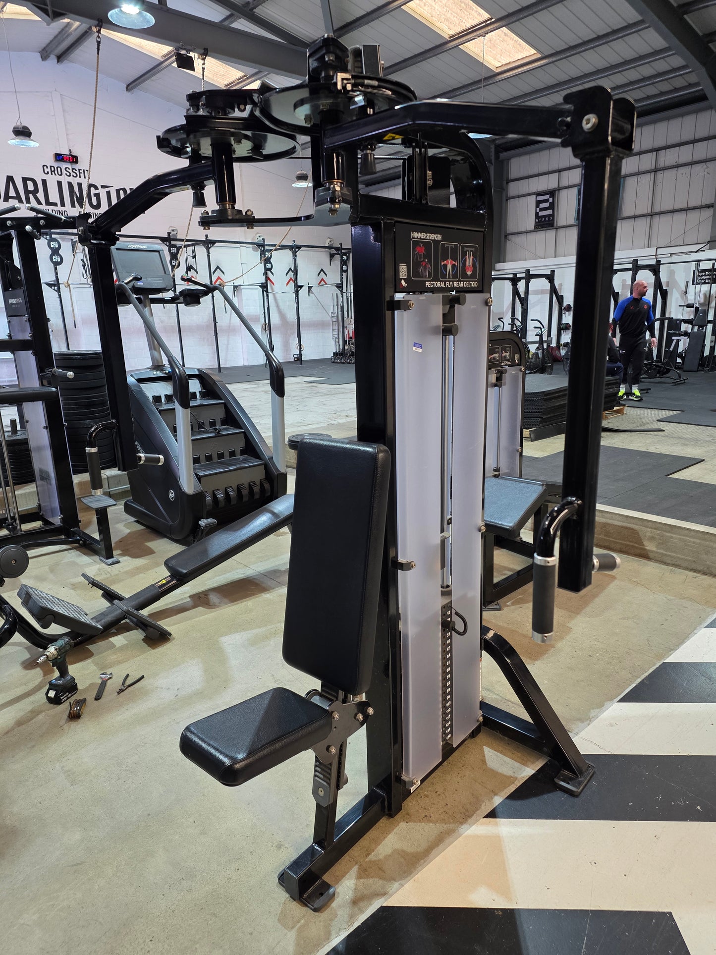 Hammer Strength Pec Fly Rear Deltoid