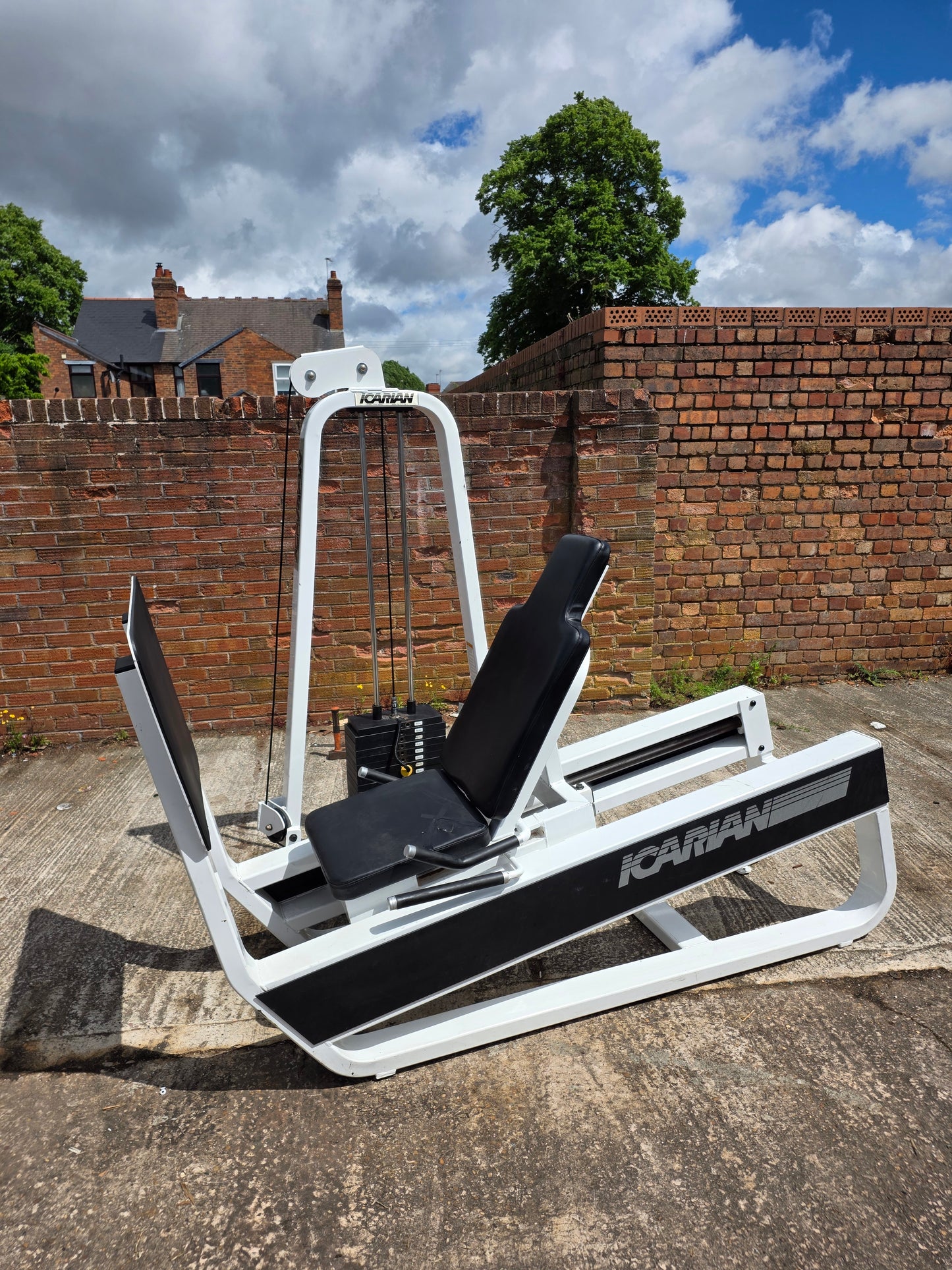 Precor Icarian Seated Leg Press Commercial Gym Equipment