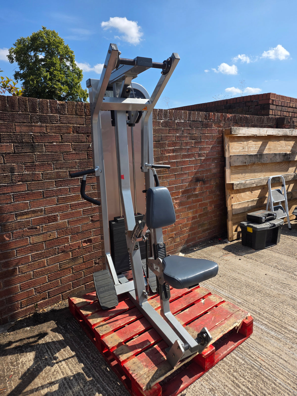 Life Fitness Pro 2 Row/Delt Machine Commercial Gym Equipment