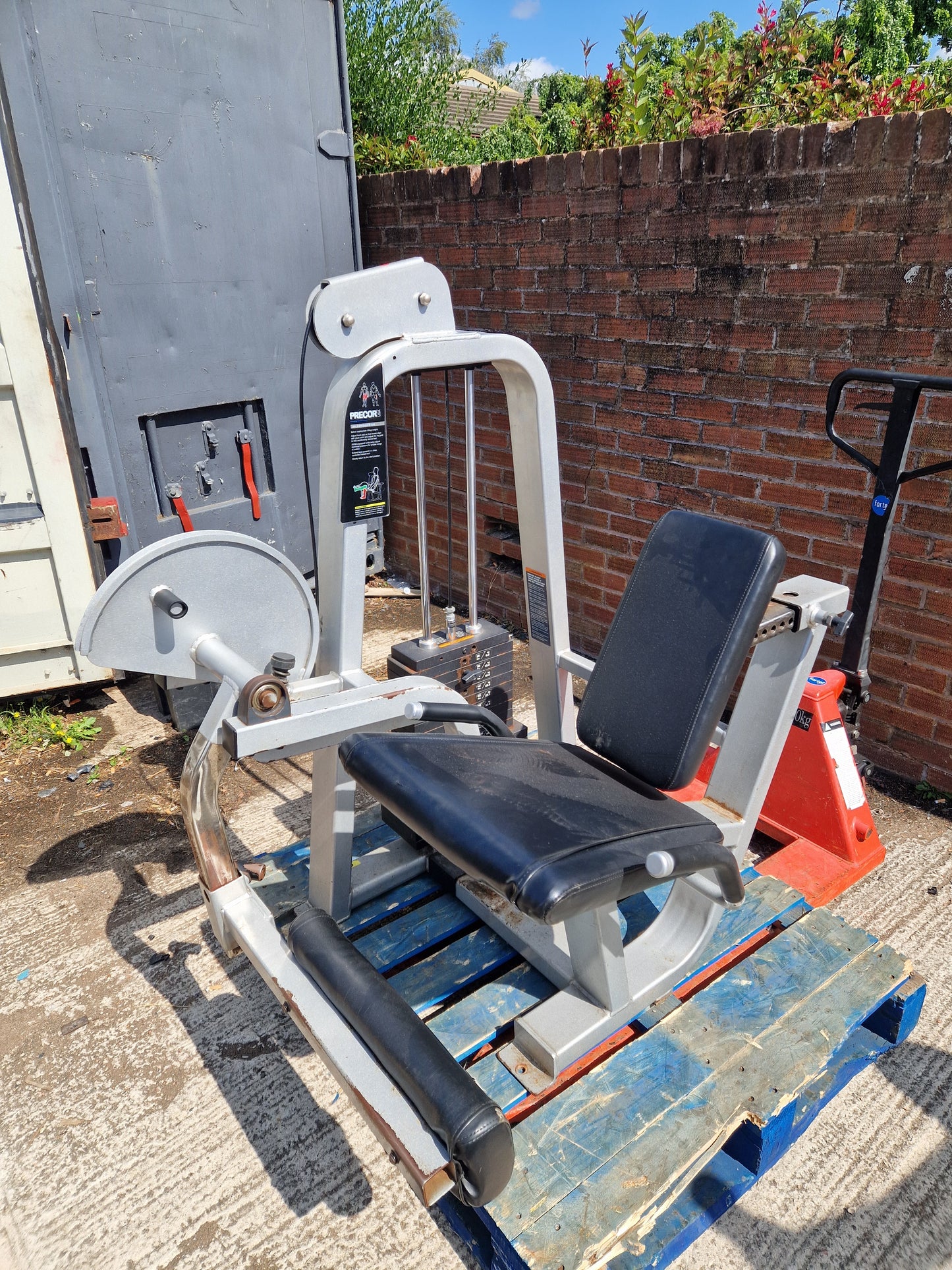 Precor Icarian Leg Extension Machine Commercial Gym Equipment