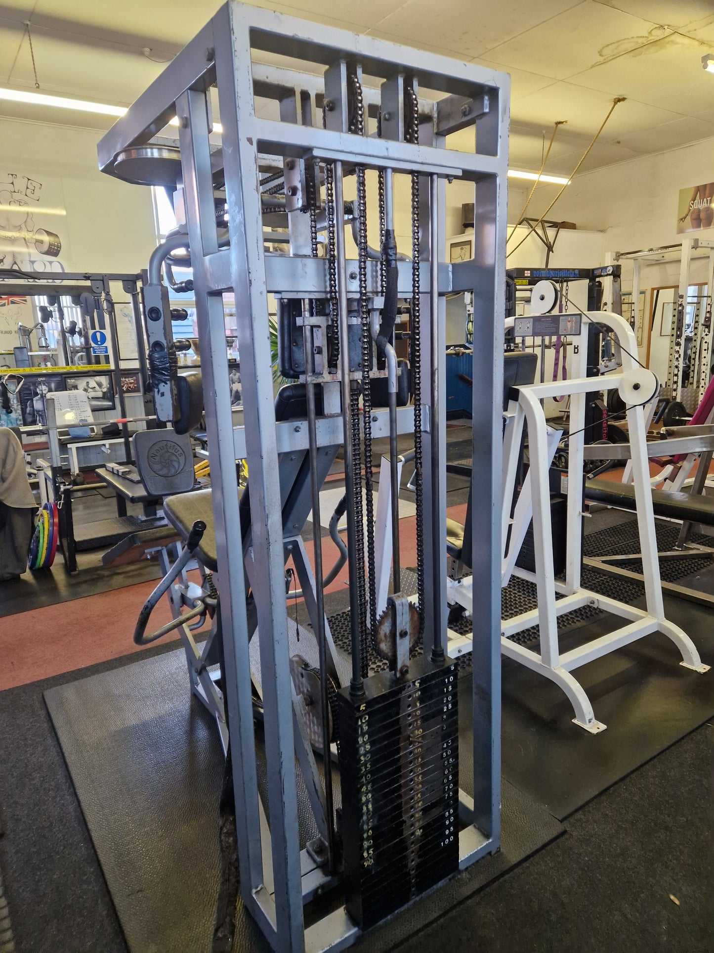 Nautilus 1st Generation Double Chest Fly  Decline Press Commercial Gym Equipment