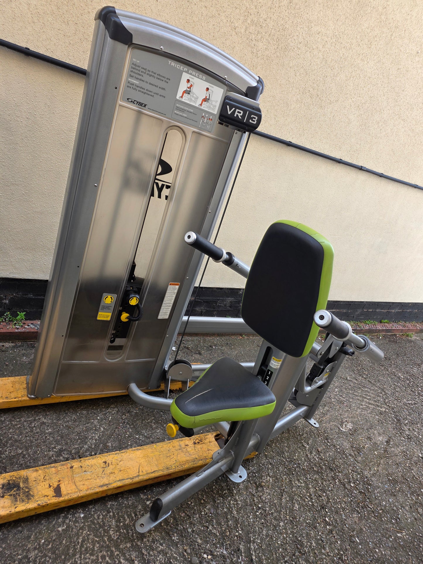 Cybex VR3 Tricep Dip Machine Commercial Gym Equipment