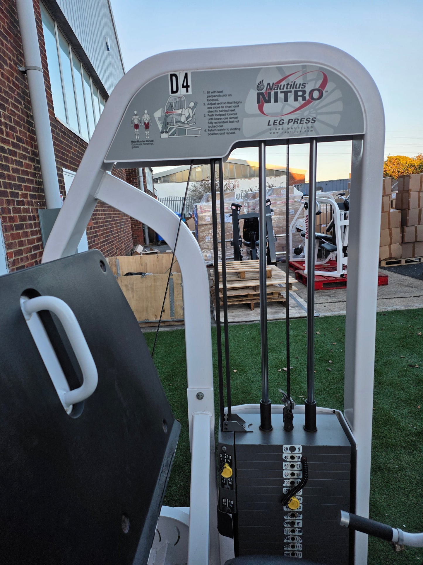 Nautilus Nitro Leg Press Machine Commercial Gym Equipment