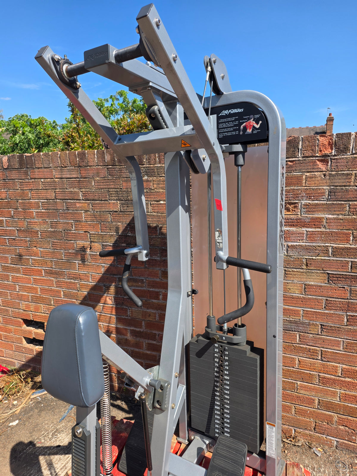 Life Fitness Pro 2 Row/Delt Machine Commercial Gym Equipment