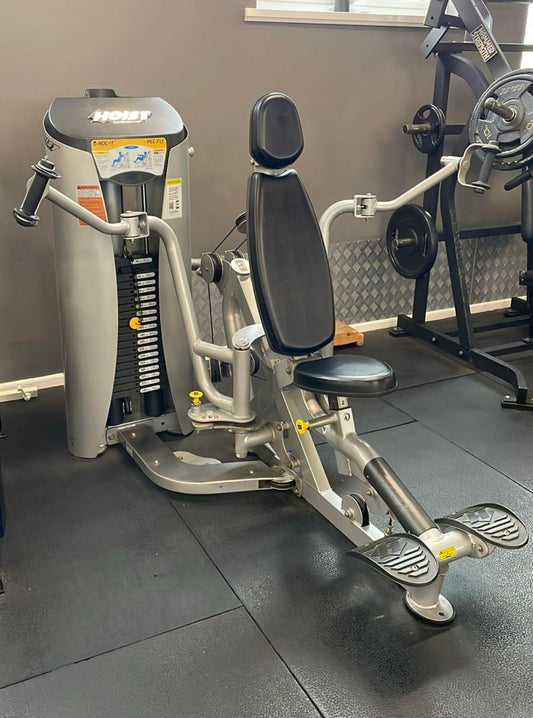 Hoist Roc-it Chest Fly Machine Commercial Gym Equipment