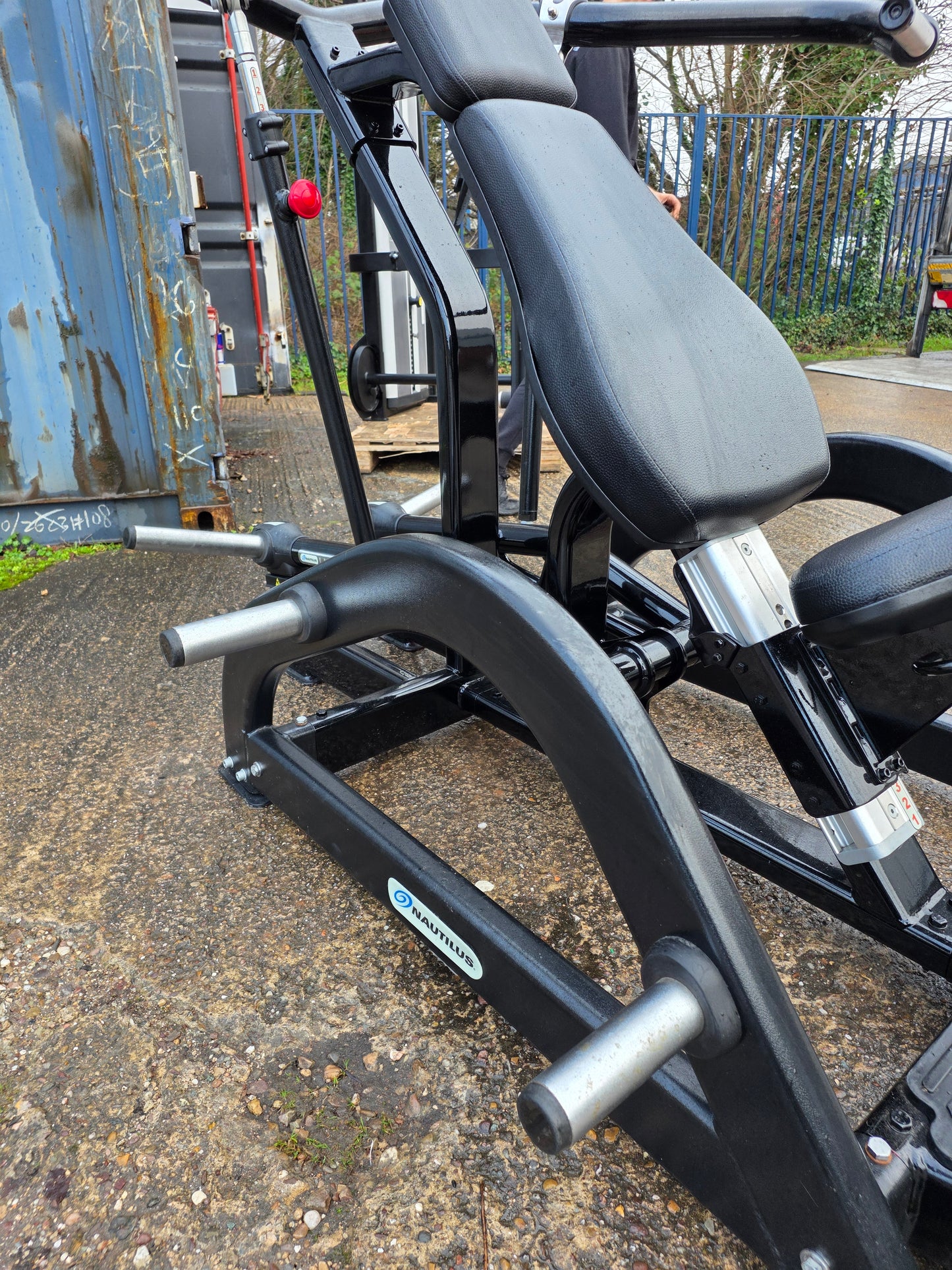 Nautilus Leverage Incline Chest Press Machine Commercial Gym Equipment