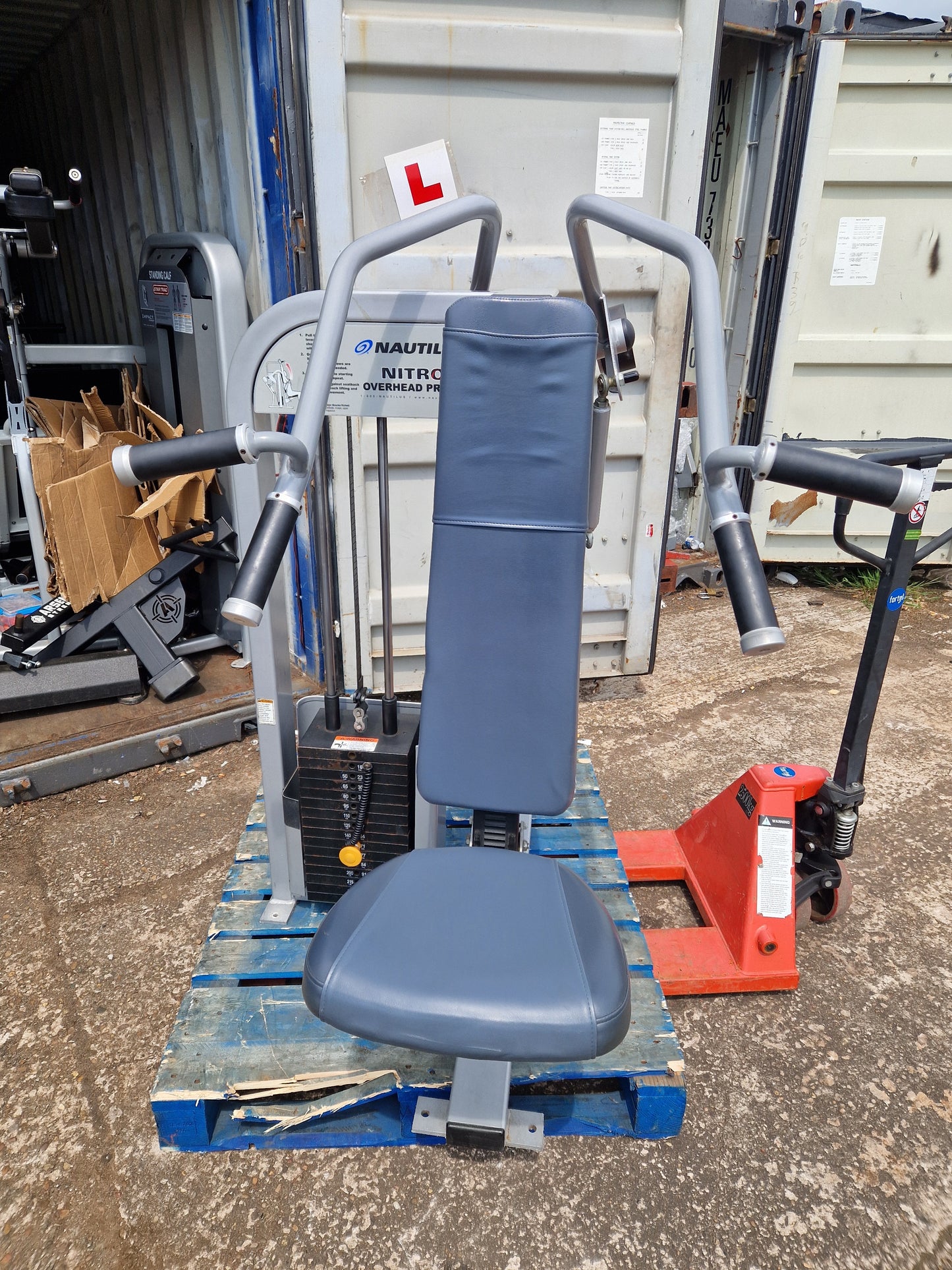 Nautilus Nitro Shoulder Overhead Press Machine Commercial Gym Equipment
