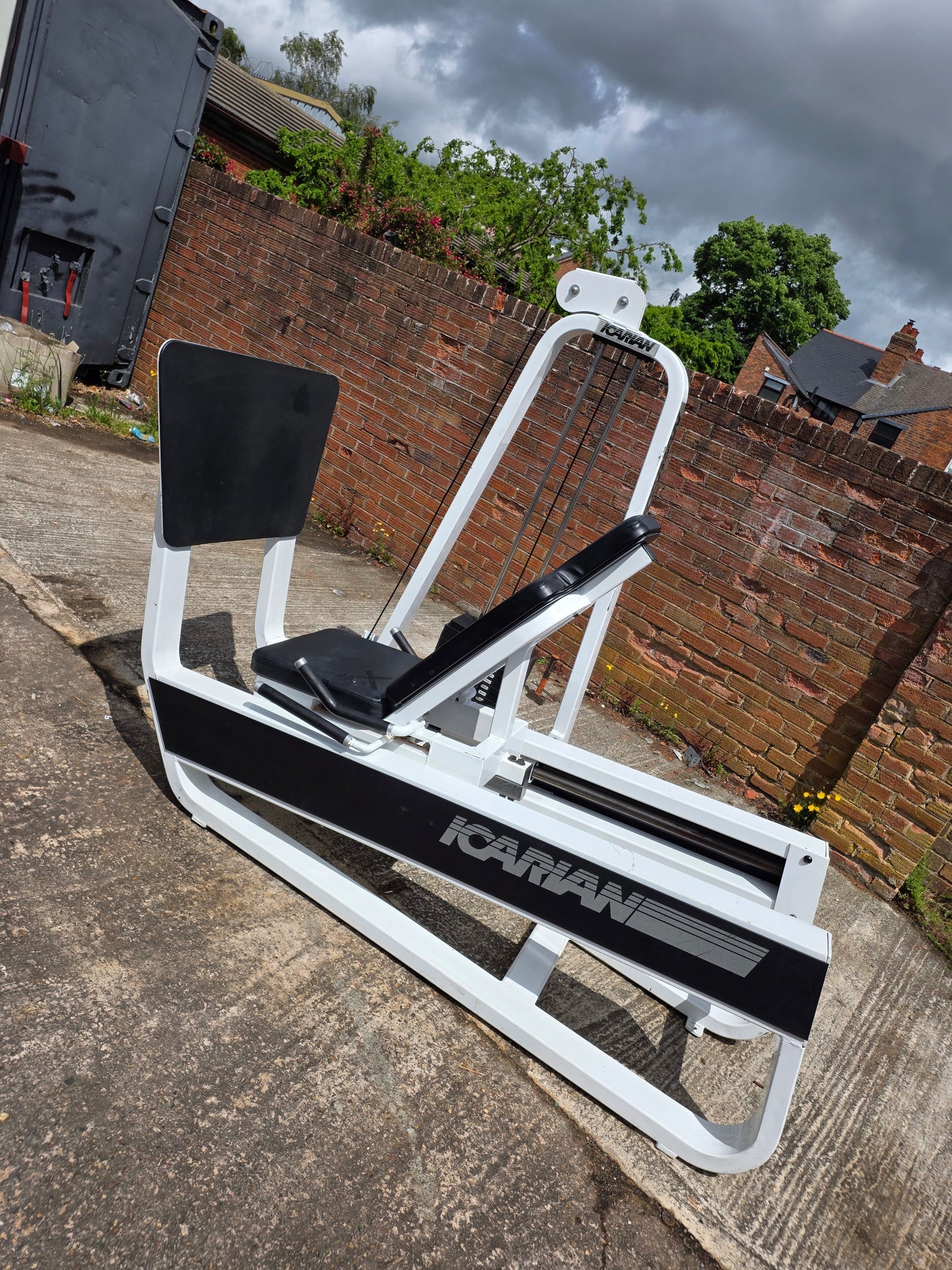 Precor Icarian Seated Leg Press Commercial Gym Equipment