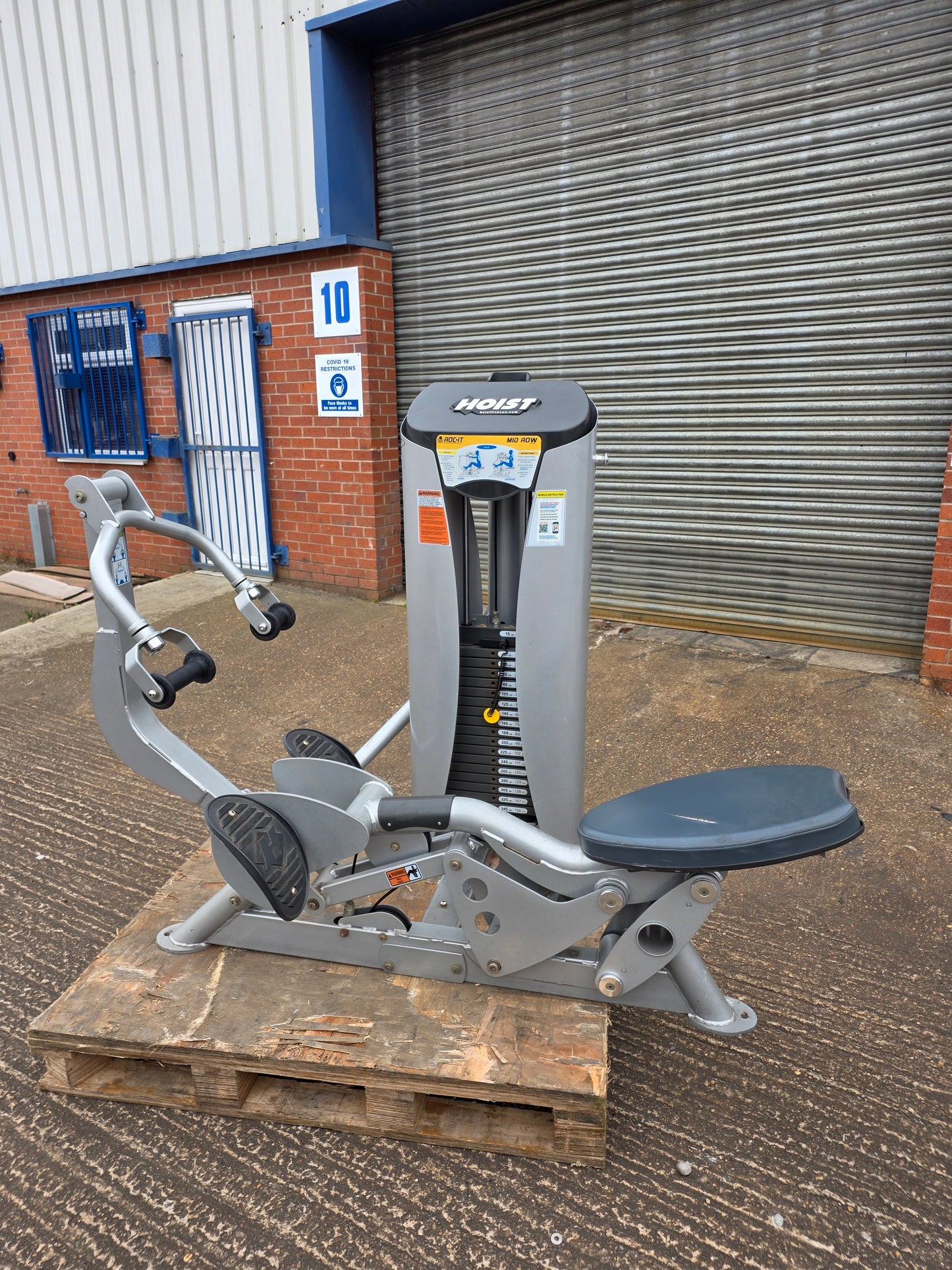Hoist Roc it Mid Row Machine Commercial Gym Equipment