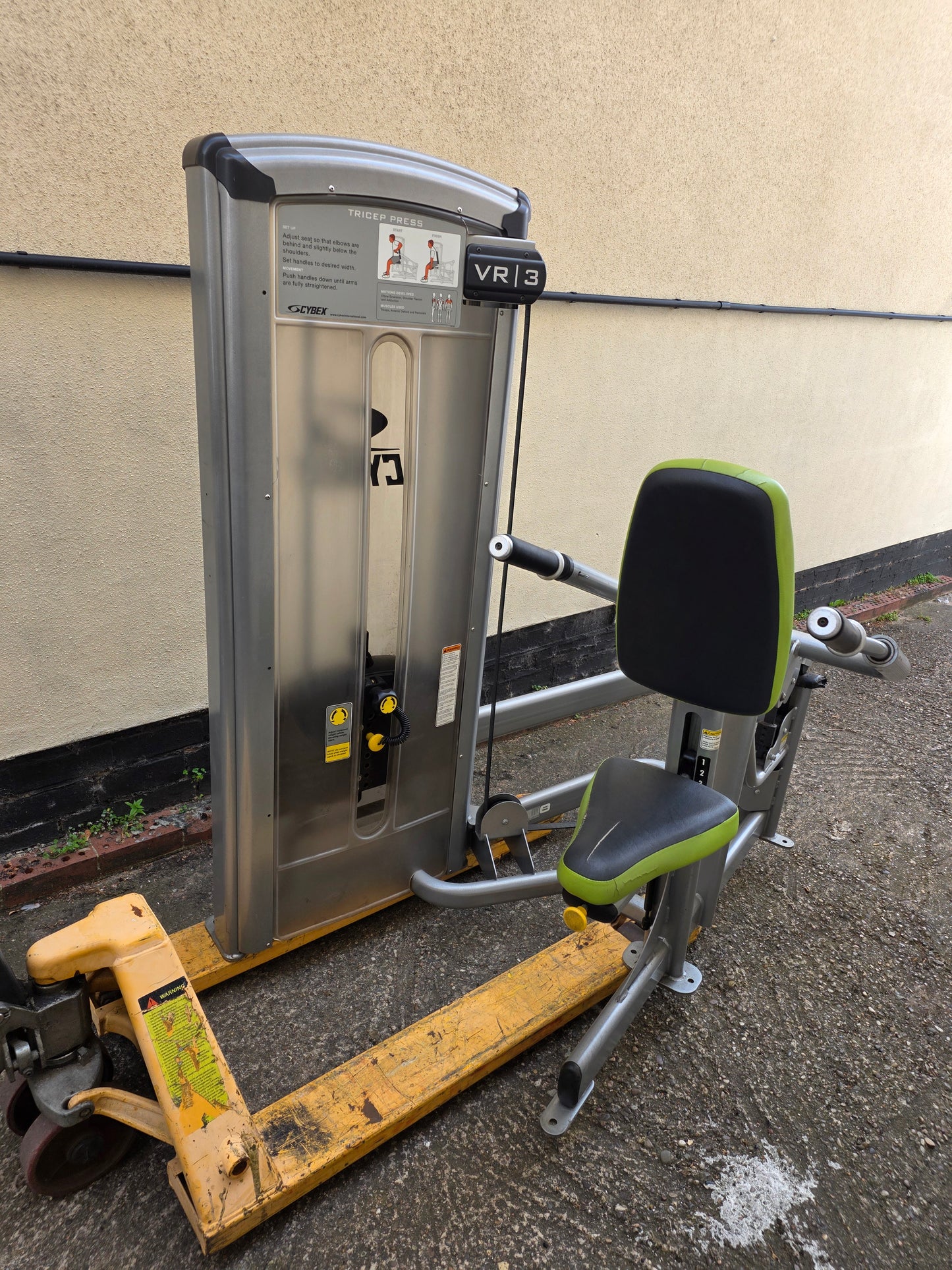 Cybex VR3 Tricep Dip Machine Commercial Gym Equipment