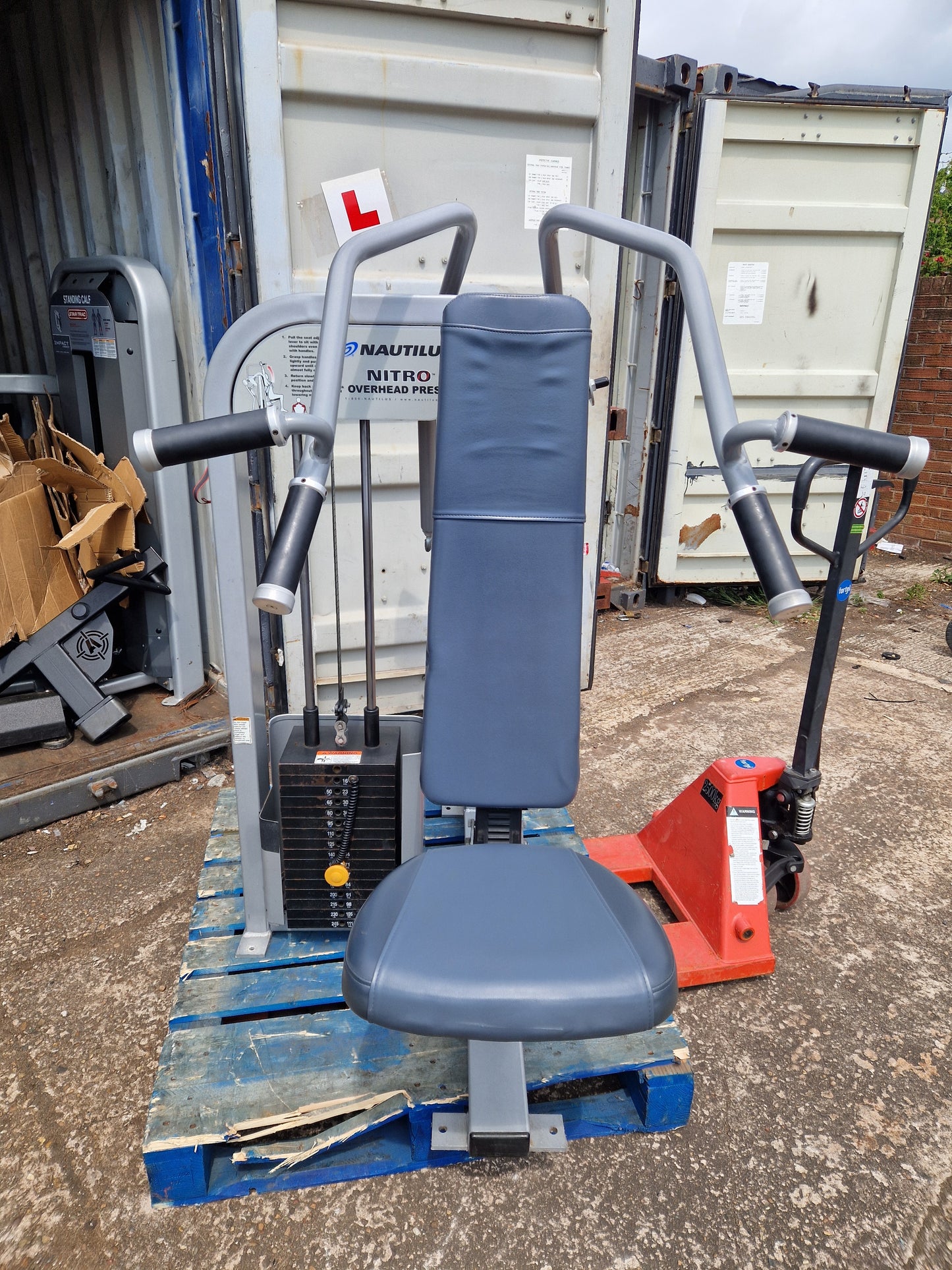 Nautilus Nitro Shoulder Overhead Press Machine Commercial Gym Equipment